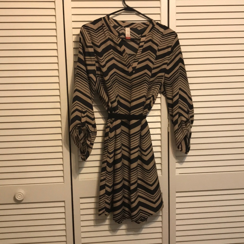 Dress / shirt